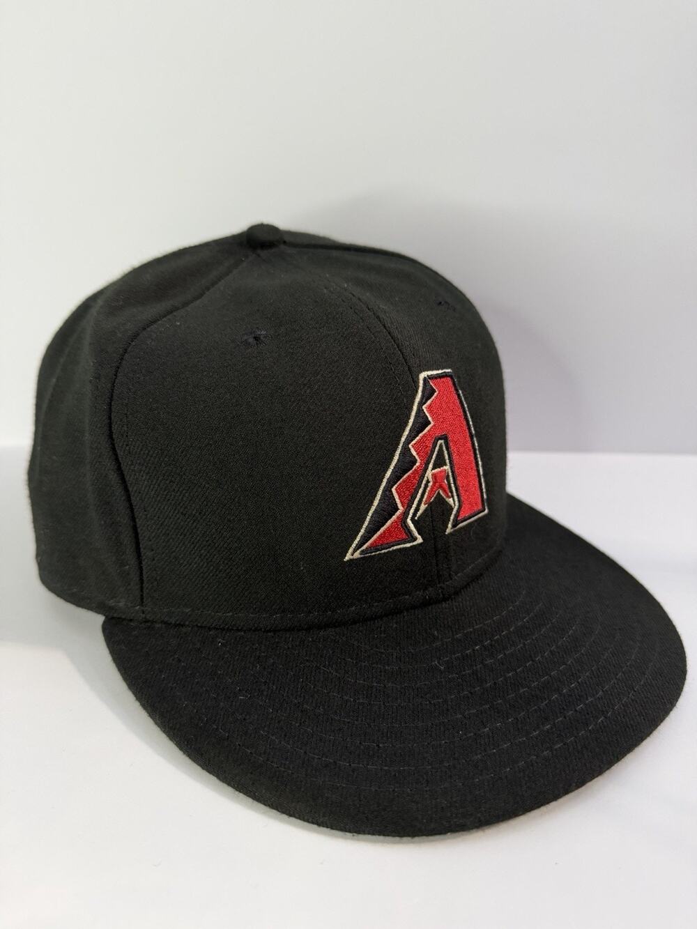 New Era 59FIFTY Arizona Diamondbacks MLB Fitted Cap 7 3/4 Black Red